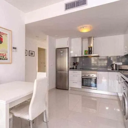 Espanhouse Caroline Apartment